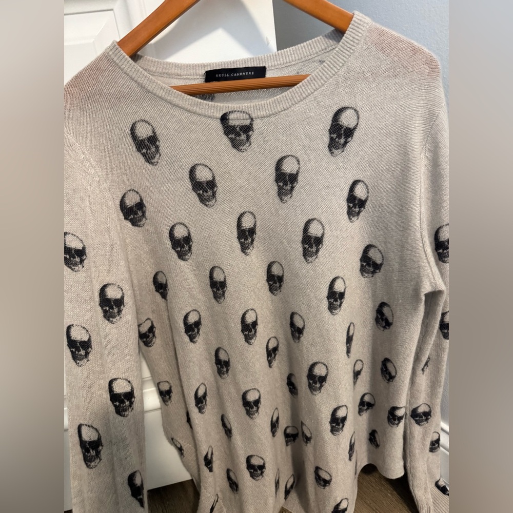 Skull Cashmere Gray Sweater with Black Skull Design